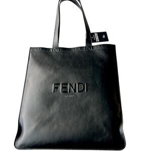 $2750 FENDI large TOTE black leather embossed Fendi logo excellent Condi…
